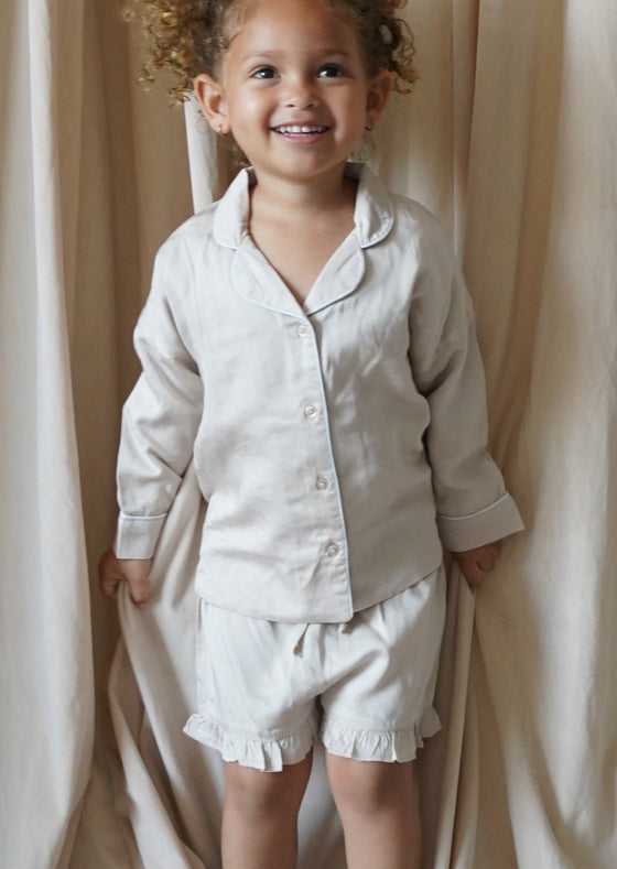 Pajamas Sateen Ruffle Shorts | Fawn
