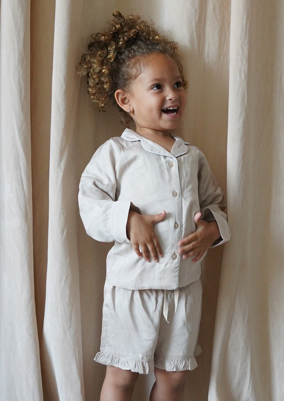 Pajamas Sateen Ruffle Shorts | Fawn