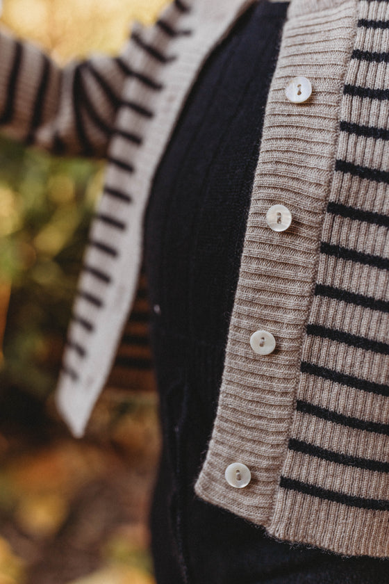 Cashmere Cardigan | Black/Beige