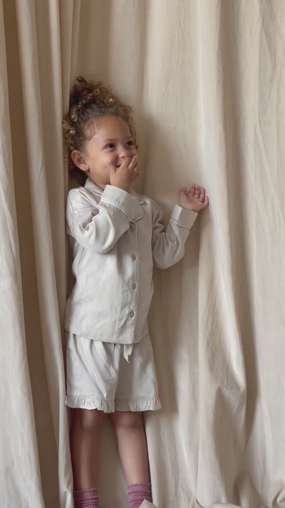 Pajamas Sateen Ruffle Shorts | Fawn